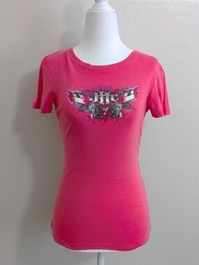 2000s JFTC Pink Y2k Baby Tee with Grungey Graphic Design | Size M
